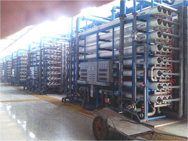 1440吨补给水---12X120T/H反渗透系统；